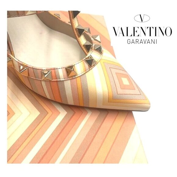 RARE Valentino Rockstud 1975 Pump, size 38.5, US 7, Matching Box NWT, MSRP $1195 - Picture 2 of 16